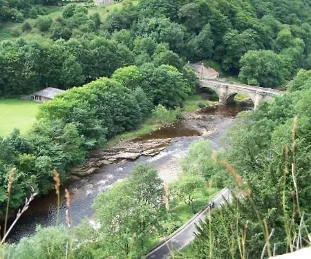 The Curtain 13th Century Cottage, West, Richmond *