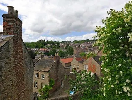 Hébergement de vacances The Curtain 13th Century Cottage, West, Richmond *