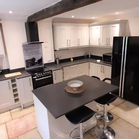 The Curtain 13th Century Cottage, West, Richmond Gilling