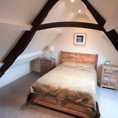 The Curtain 13th Century Cottage, West, Richmond * Gilling